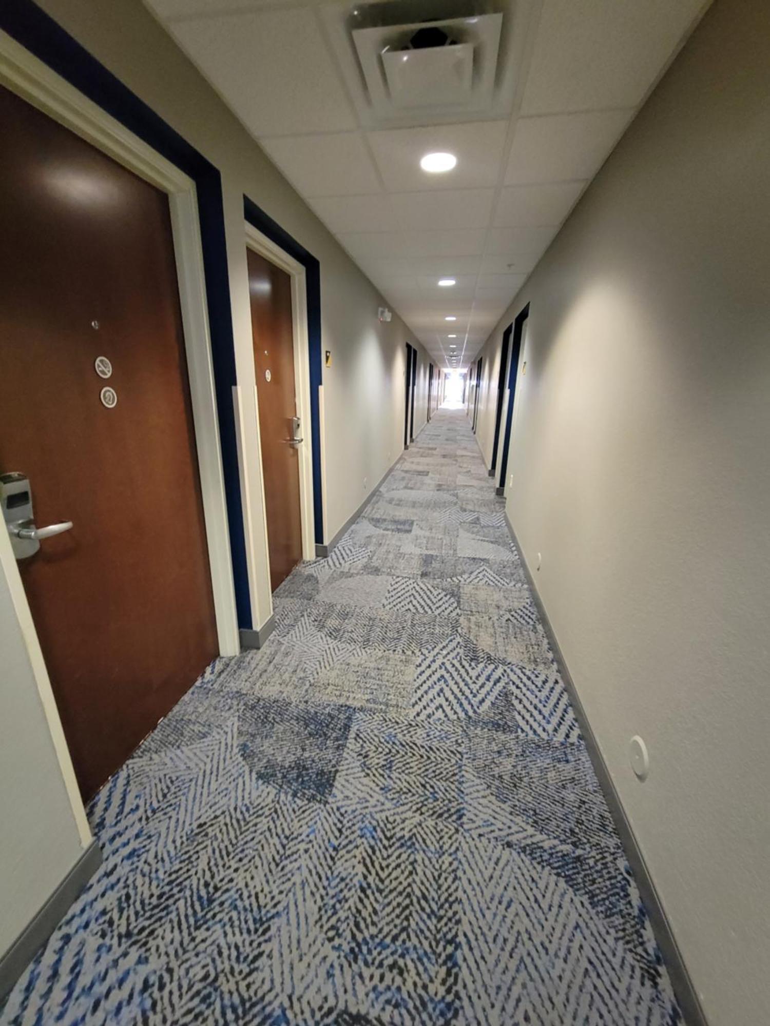 Microtel Inn & Suites By Wyndham Bluffs Council Bluffs Esterno foto